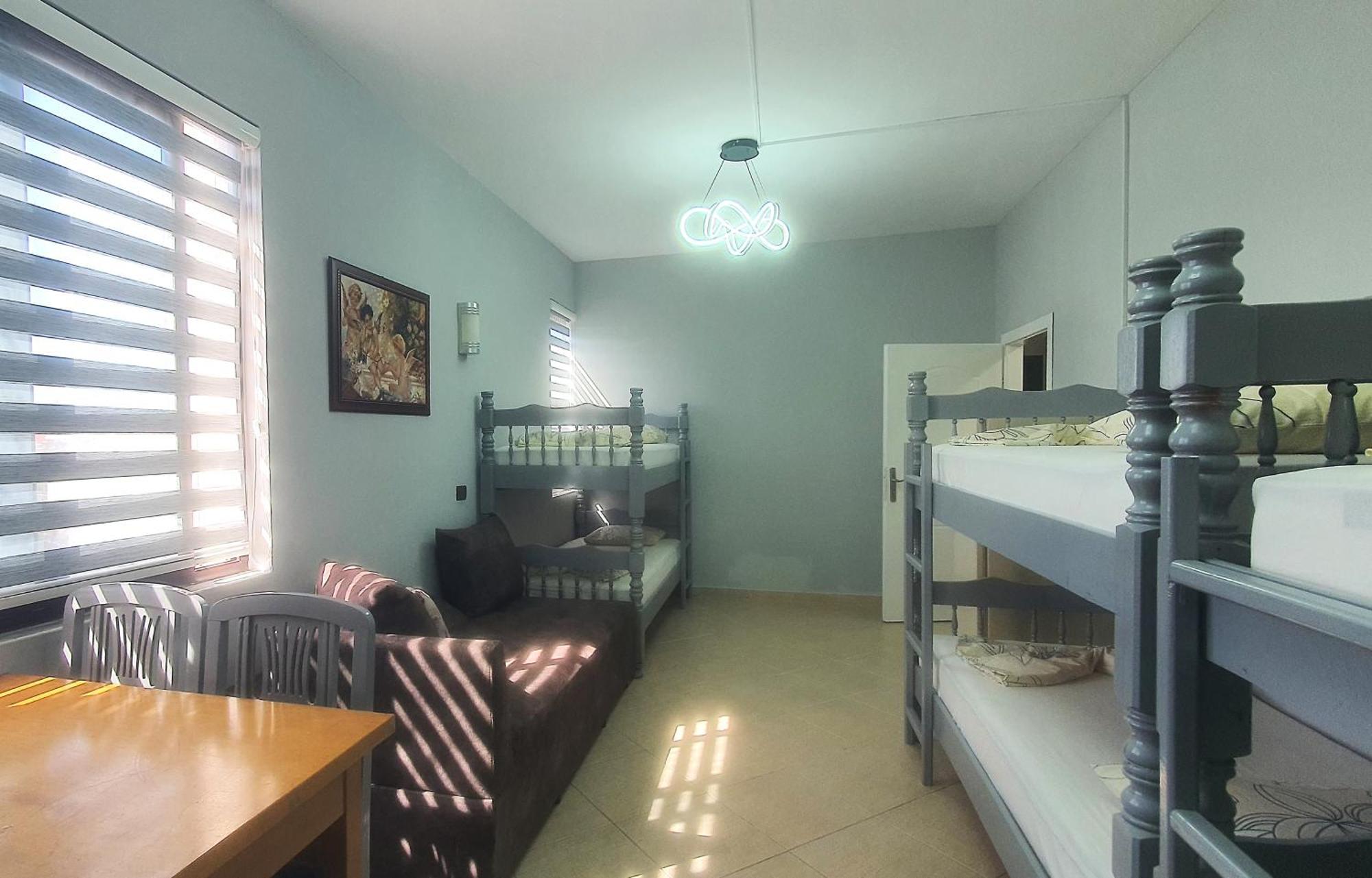 Helios Hotel&hostel Ostello